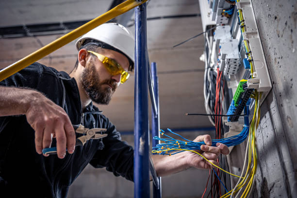 Best Home Electrical Repair  in Amityville, NY