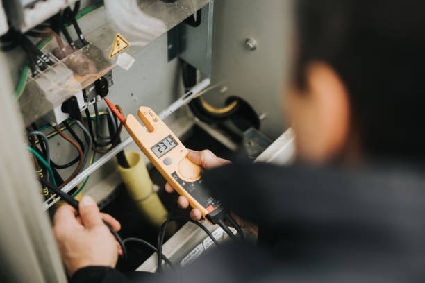 Best Affordable Emergency Electrician  in Amityville, NY